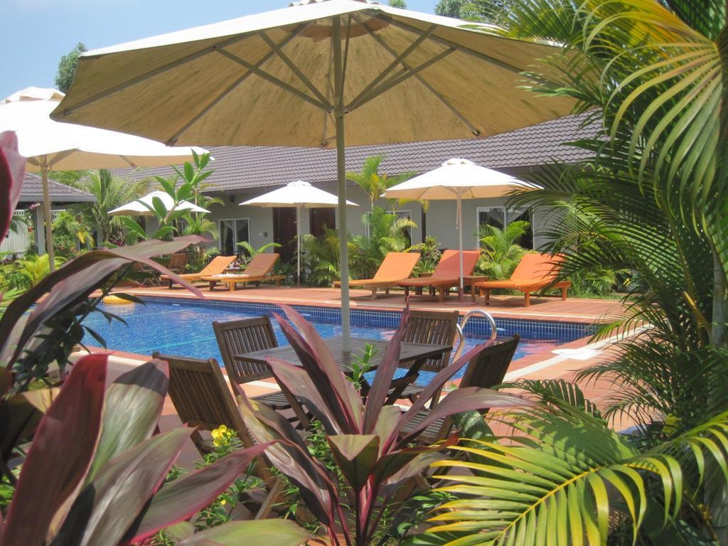 The Tamarind Hotell Sihanoukville Exteriör bild