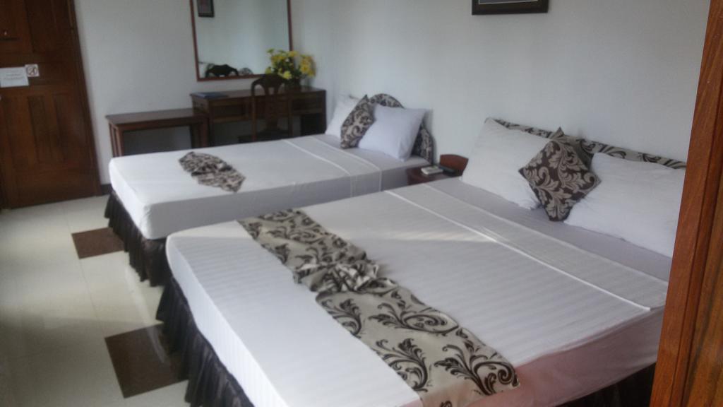 The Tamarind Hotell Sihanoukville Exteriör bild
