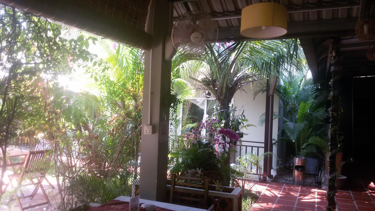 The Tamarind Hotell Sihanoukville Exteriör bild