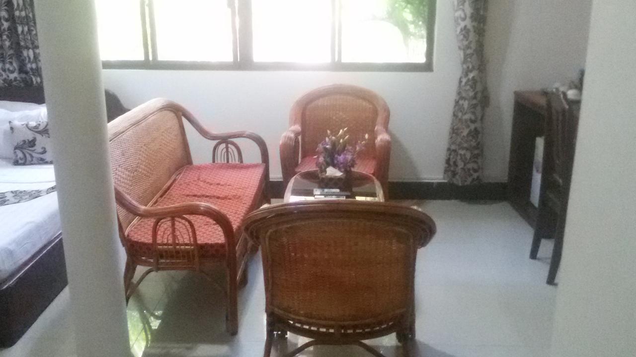 The Tamarind Hotell Sihanoukville Exteriör bild