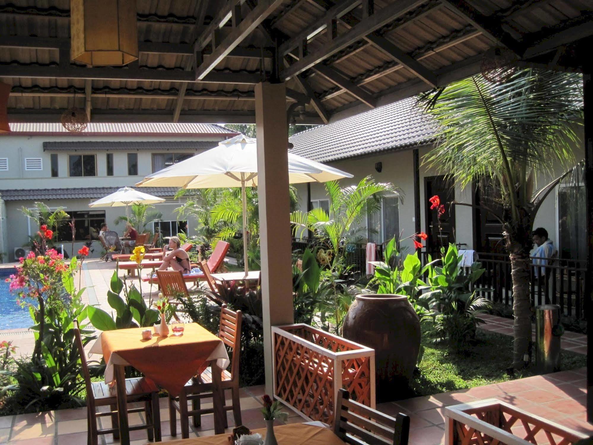 The Tamarind Hotell Sihanoukville Exteriör bild